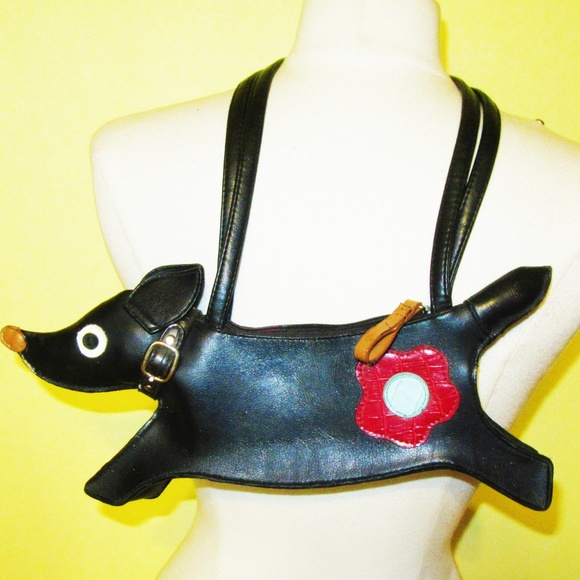 FRANKIE & JOHNNY RUNNING BLACK DOG HANDBAG - Picture 1 of 6